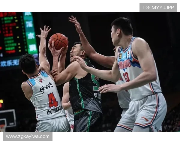 CBA精彩回放上海队对阵辽宁队的激烈对决全程回顾 CBA精彩回放上海队对阵辽宁队的激烈对决全程回顾